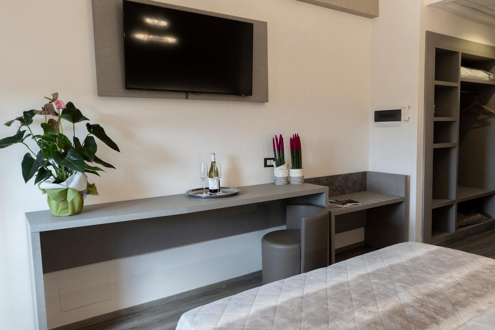 Hotel Casa Tra Noi Roma Dış mekan fotoğraf