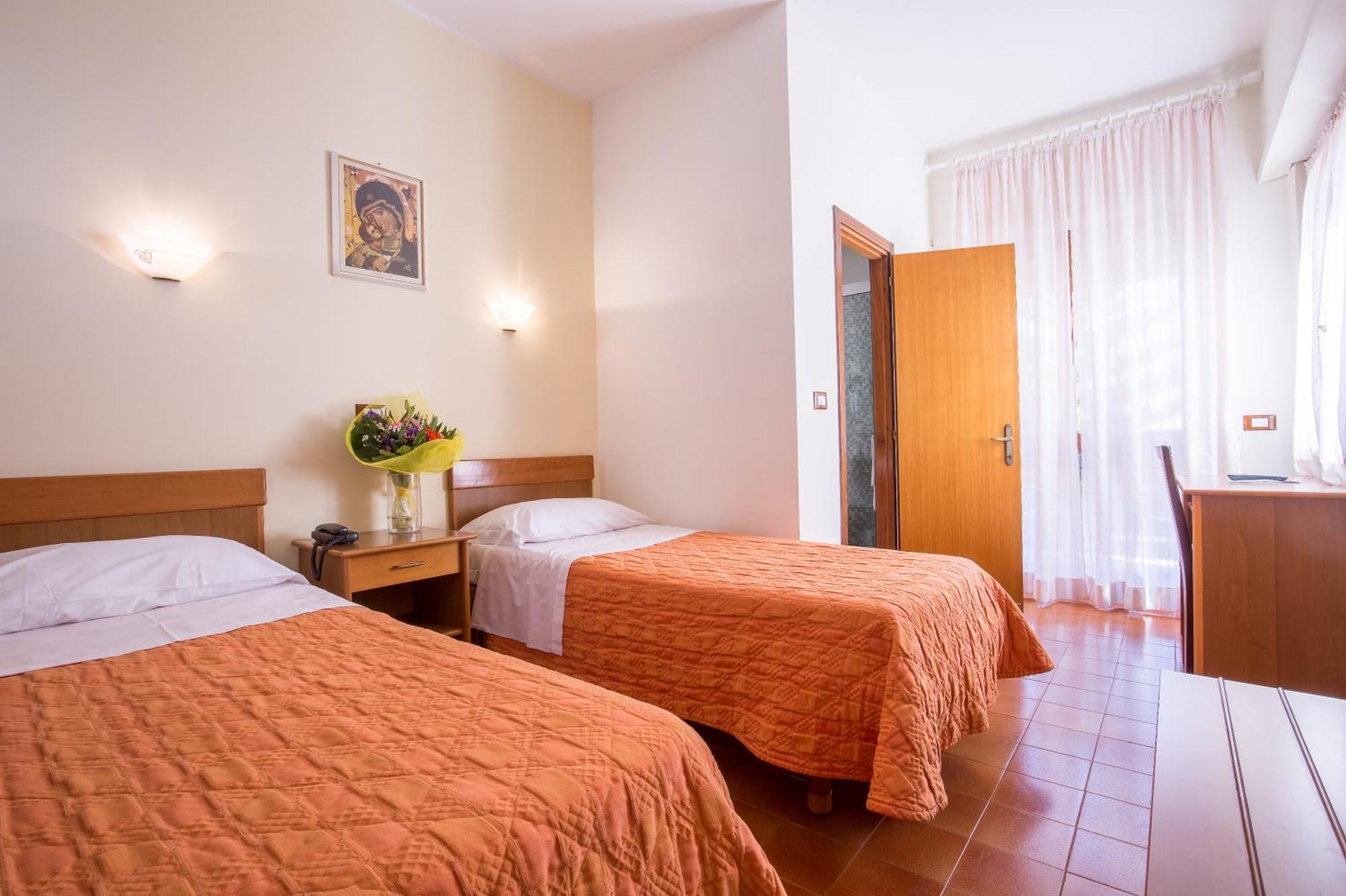 Hotel Casa Tra Noi Roma Dış mekan fotoğraf