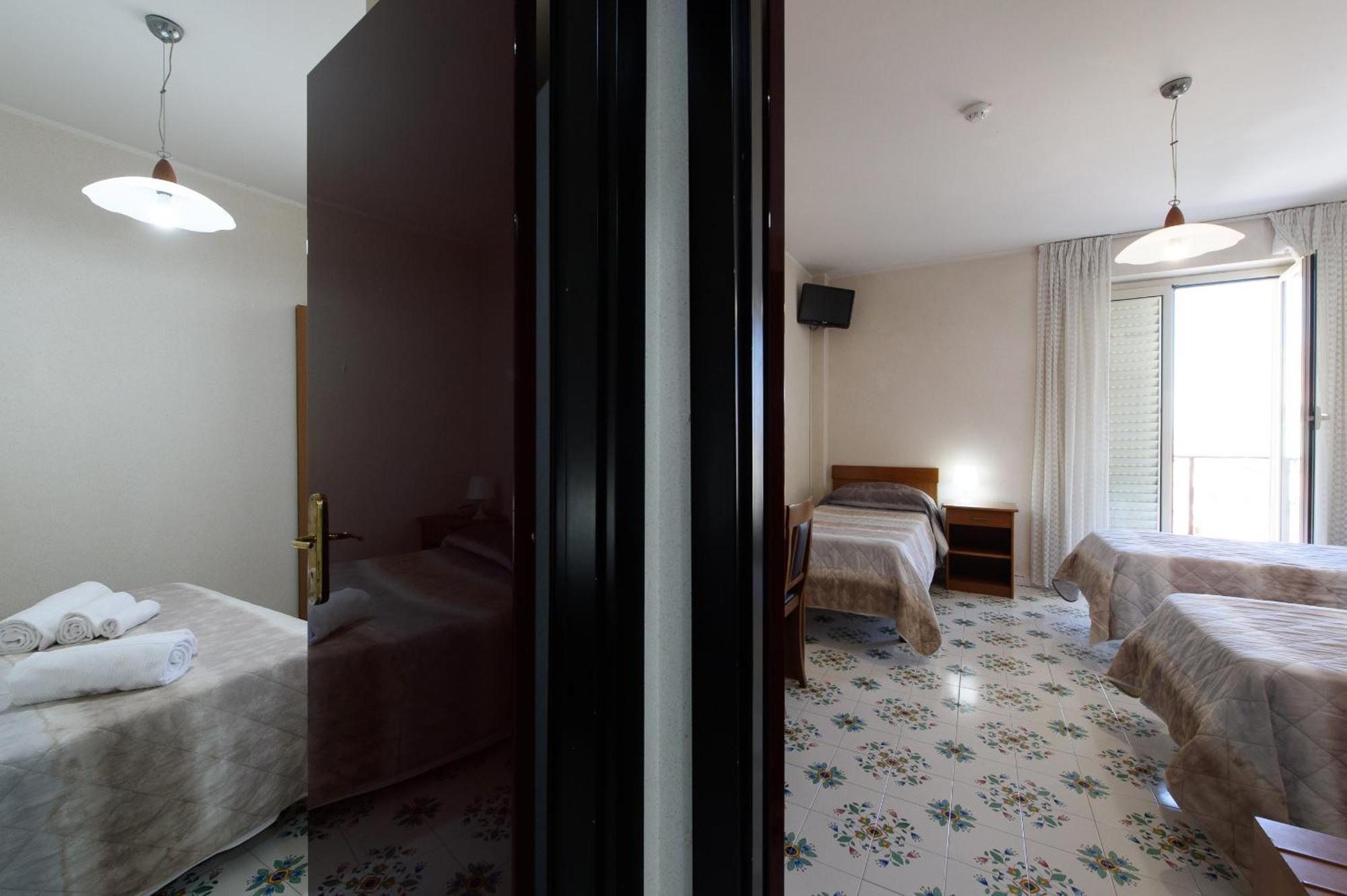 Hotel Casa Tra Noi Roma Dış mekan fotoğraf